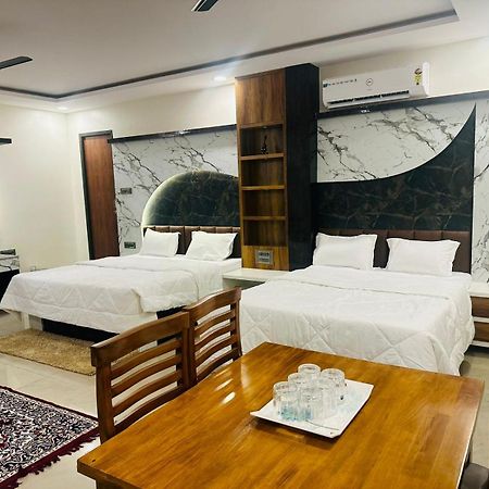 Yatri Nivas Sagara Hotell Eksteriør bilde